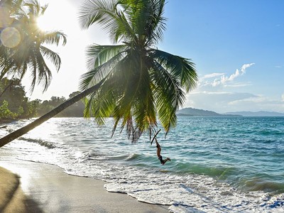 Relax na plážích Kostariky + Národní Parky + Termální Koupel u Vulkánu (letecky